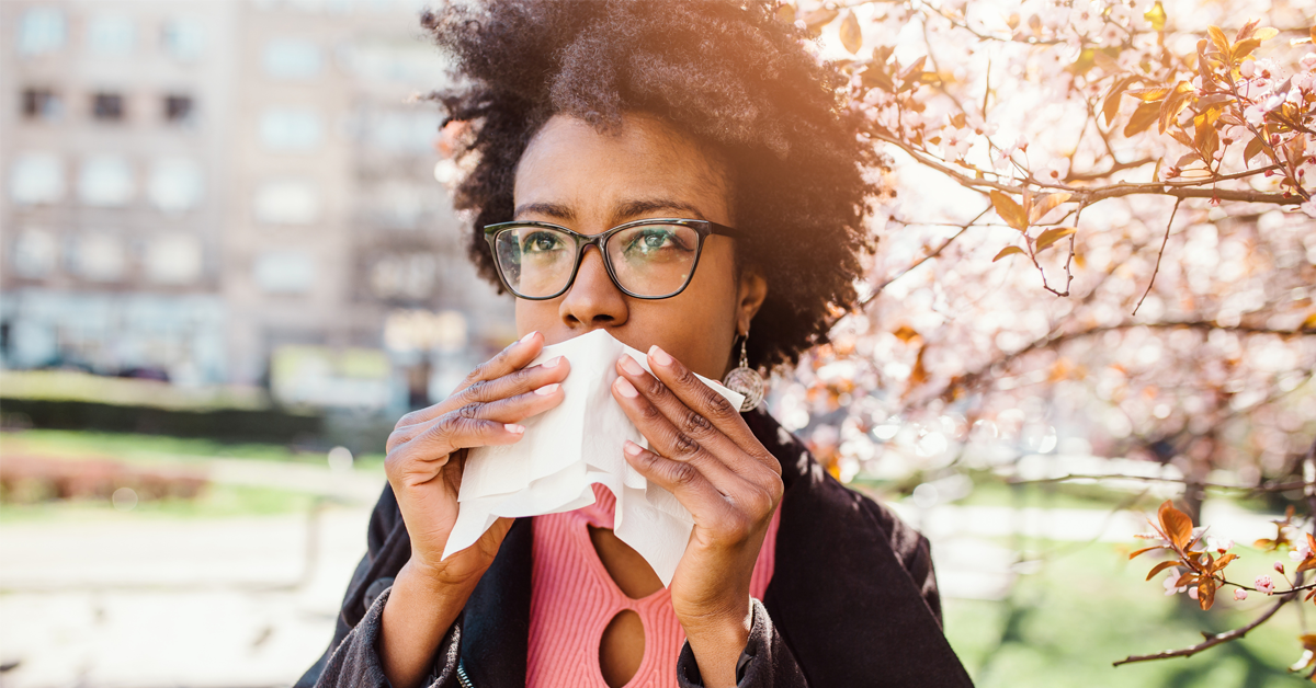 a dental patient suffers from spring allergies